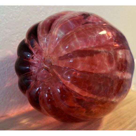 Hand blown Spatterware  Intake Swung Vase Cranberry & White HEAVY - Picture 5 of 6